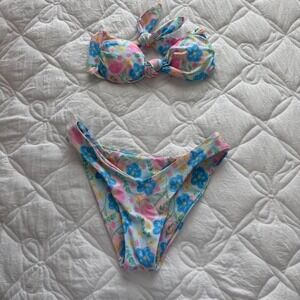 Grey bandit x Ana stowell bikini set
